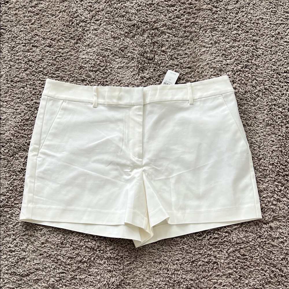 NWT LOFT White The Riviera Short